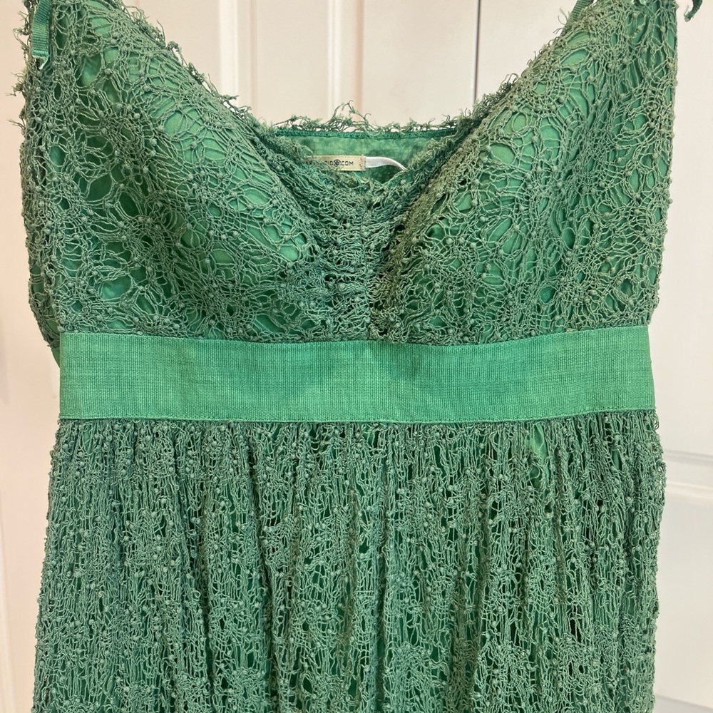 Green lace midi dress